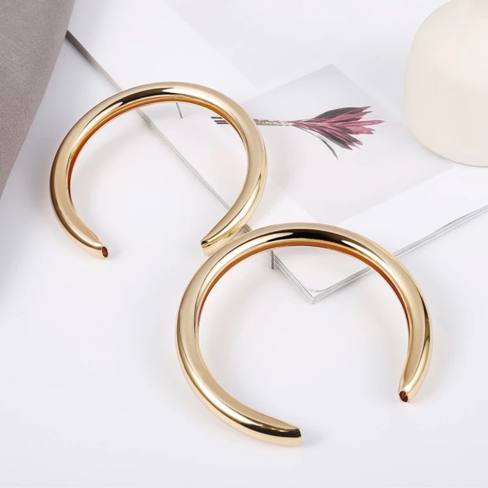 Trendy Big Open Round Drop Earrings For Women - Picture 5 of 6